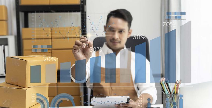 growing-savings-businessmen-work-sme-small-mediumsized-enterprises-computing-computer-ecommerce-professional-order-shipping-virtual-screen-future-